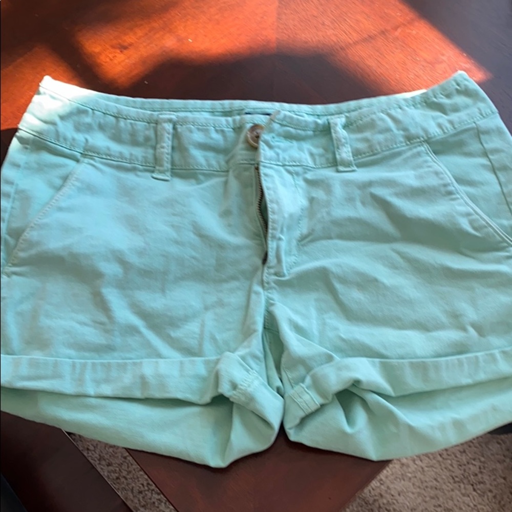 American Eagle Midi Shorts - light mint